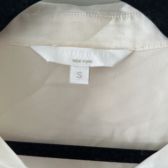 WALTER BAKER Silk Blouse in White - Picture 2 of 5